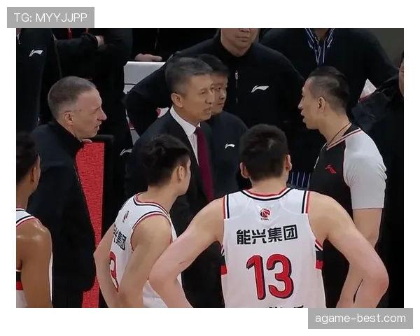 篮球场上到底什么是合理冲撞？别被犯规误判